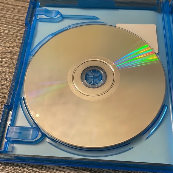 Minions / BUNDLE AND SAVE ON MOVIES - Picture 11 of 13